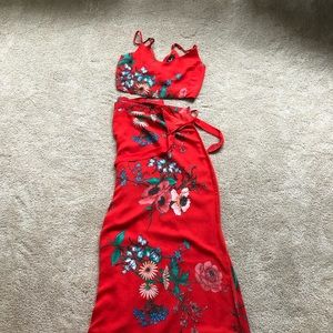 Lulus two piece skirt and top.